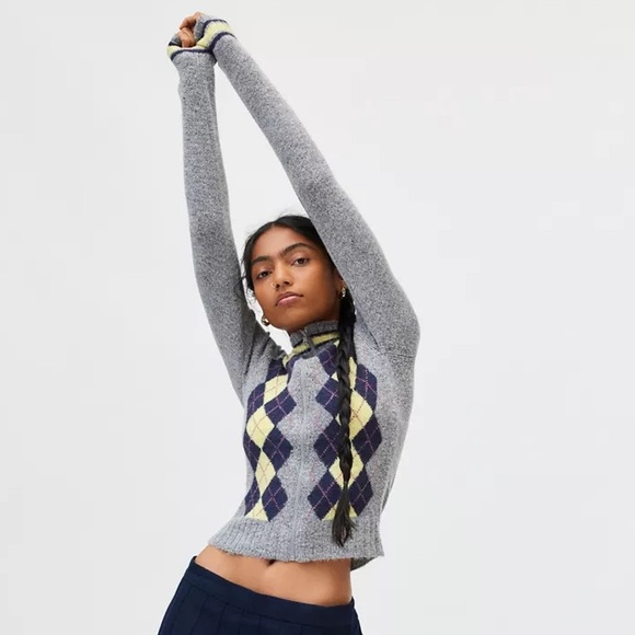 URBAN OUTFITTERS BDG Clarke Argyle Zip-Up Sweater - Picture 3 of 12